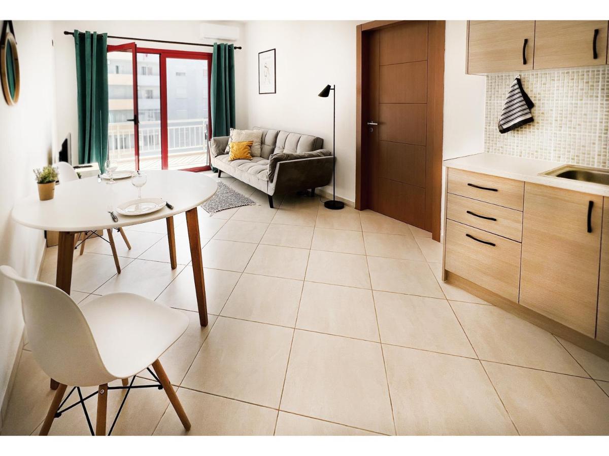 Lilly'S Apartment Plazh Durres Ngoại thất bức ảnh